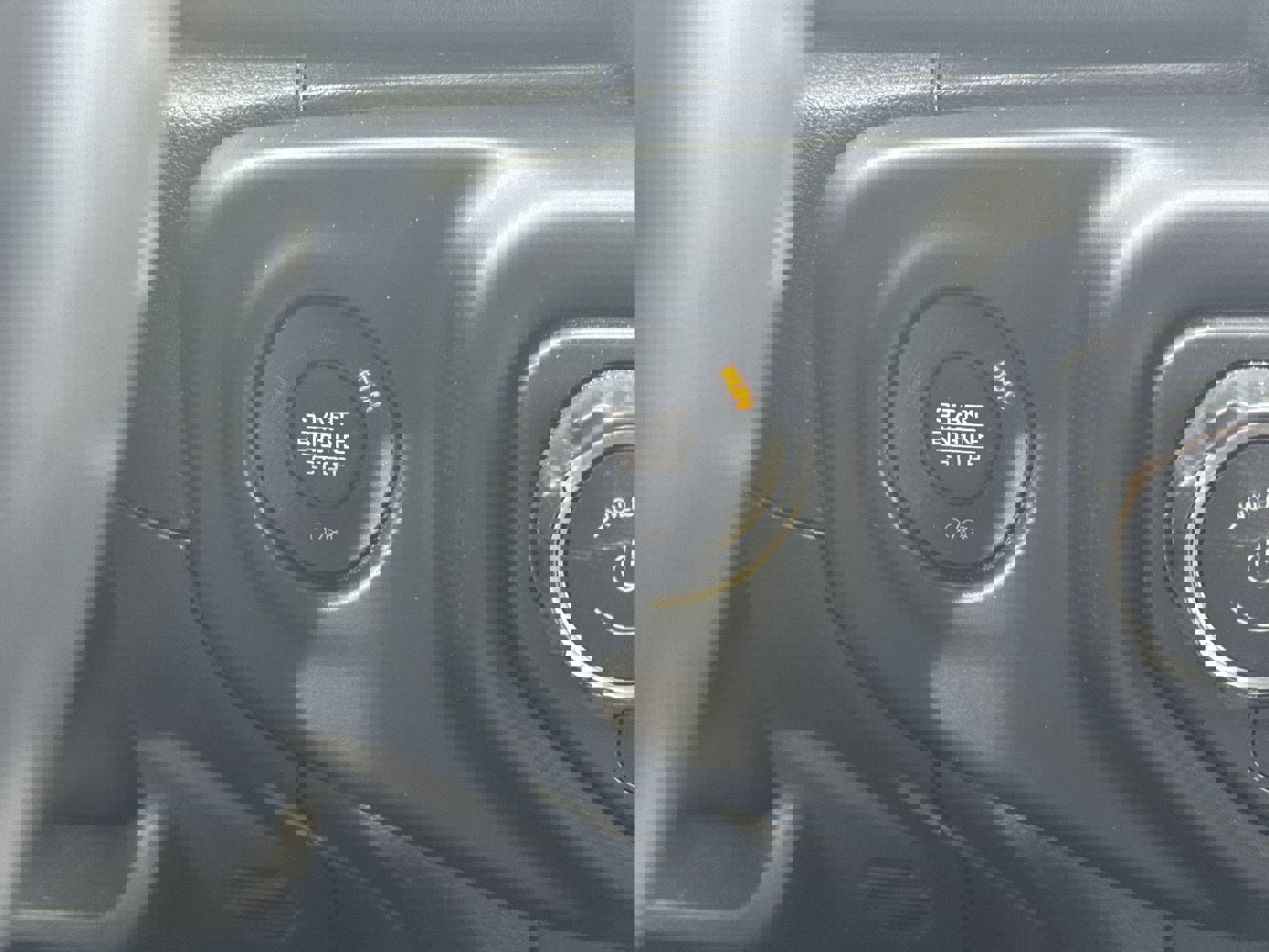 Used 2022 Jeep Wrangler Unlimited Sahara w/ Cold Weather Group image 17