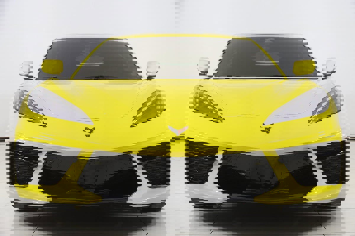 Used 2025 Chevrolet Corvette Stingray Premium Cpe w/ Stealth Interior Trim Package image 80