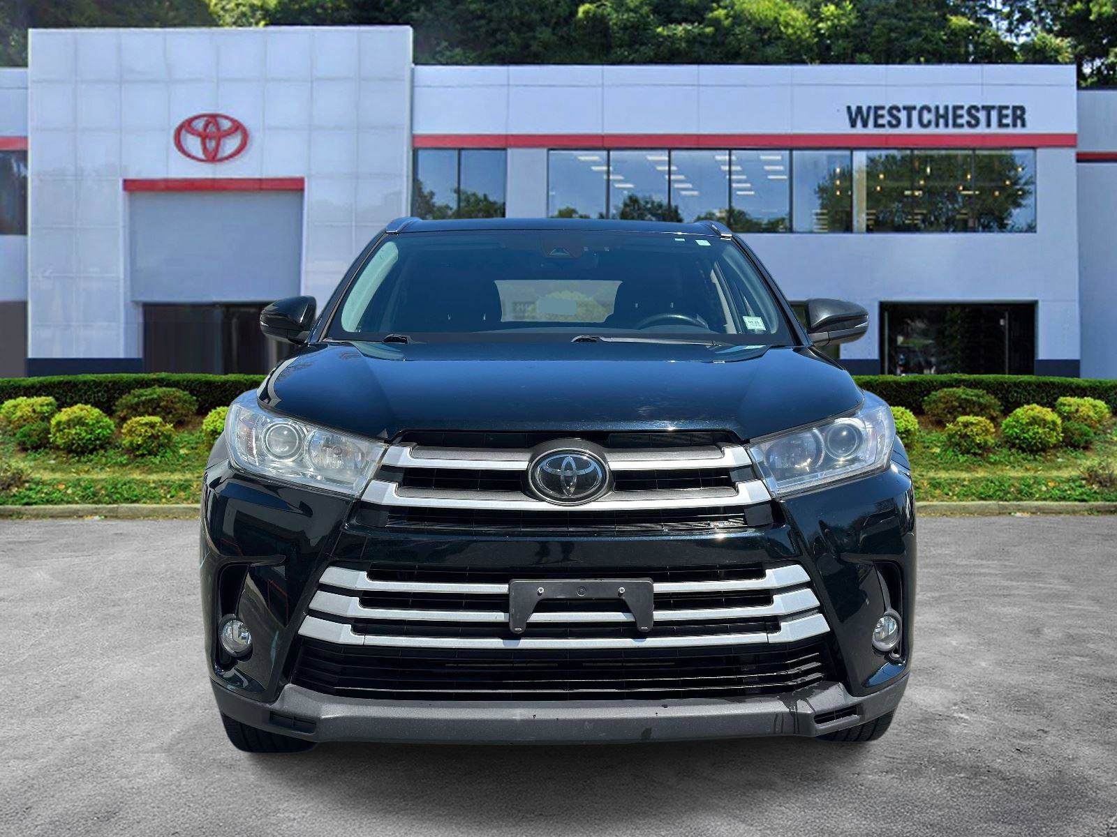 Used 2019 Toyota Highlander XLE AWD/4WD image 7