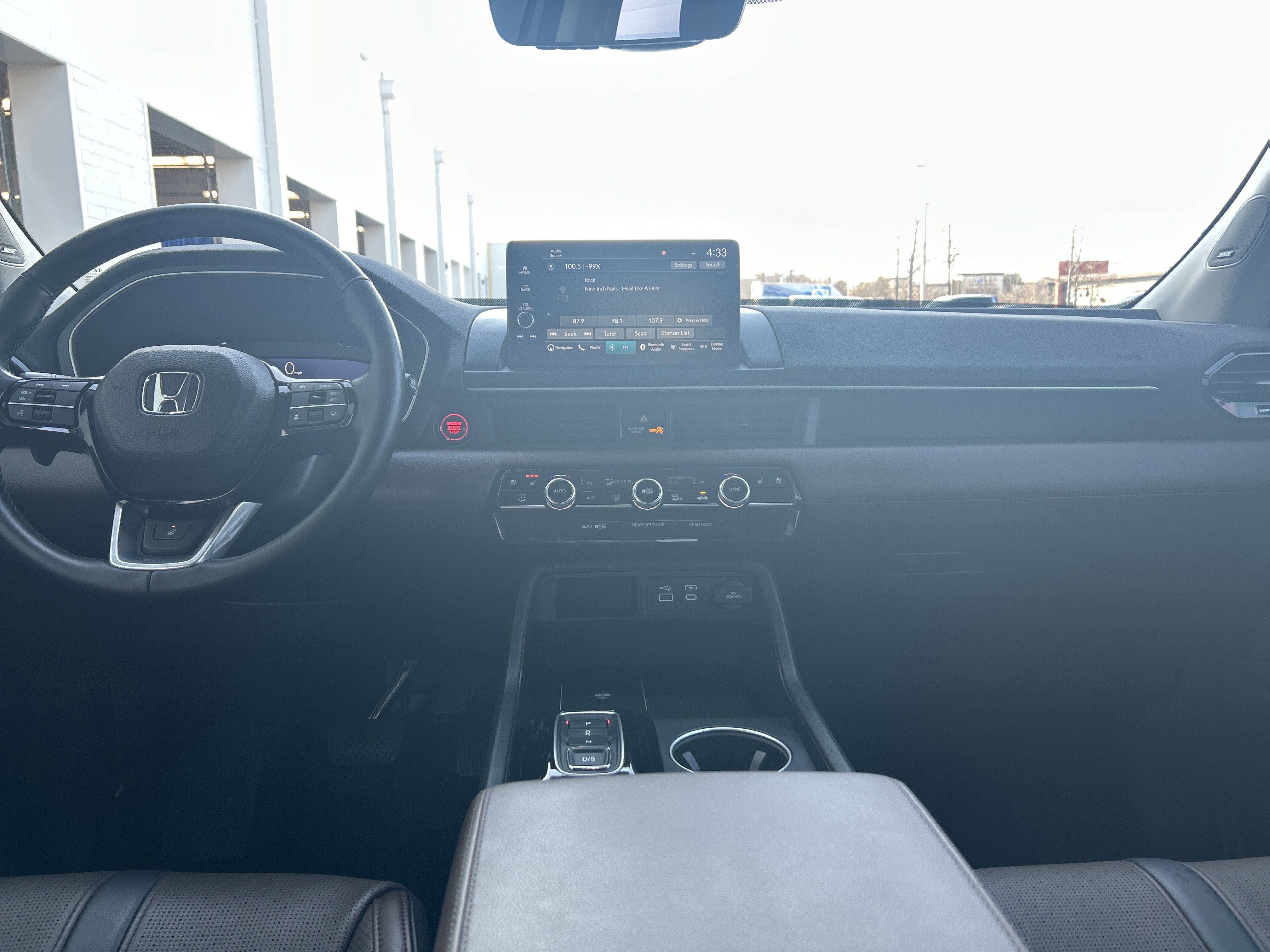 Used 2024 Honda Pilot Elite image 29