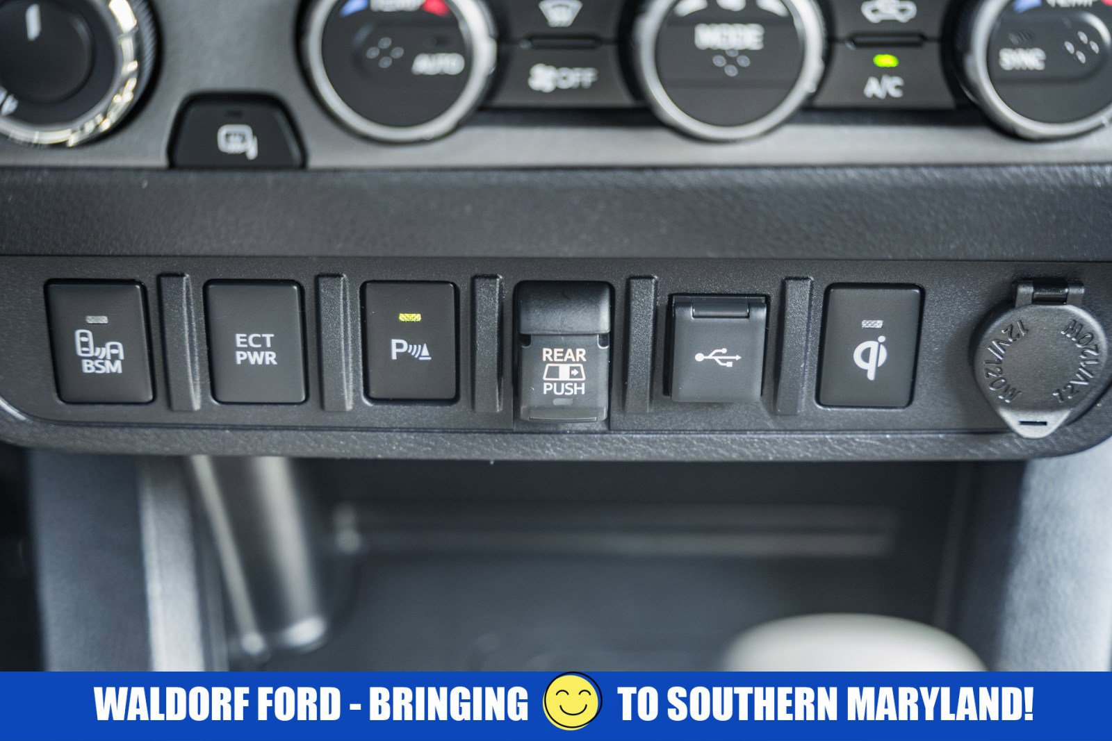 Used 2021 Toyota Tacoma TRD Off-Road w/ TRD Premium Off Road Package image 28