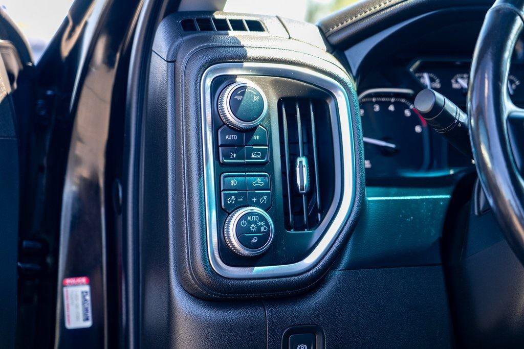 Used 2019 GMC Sierra 1500 SLT w/ SLT Premium Package AWD/4WD image 16