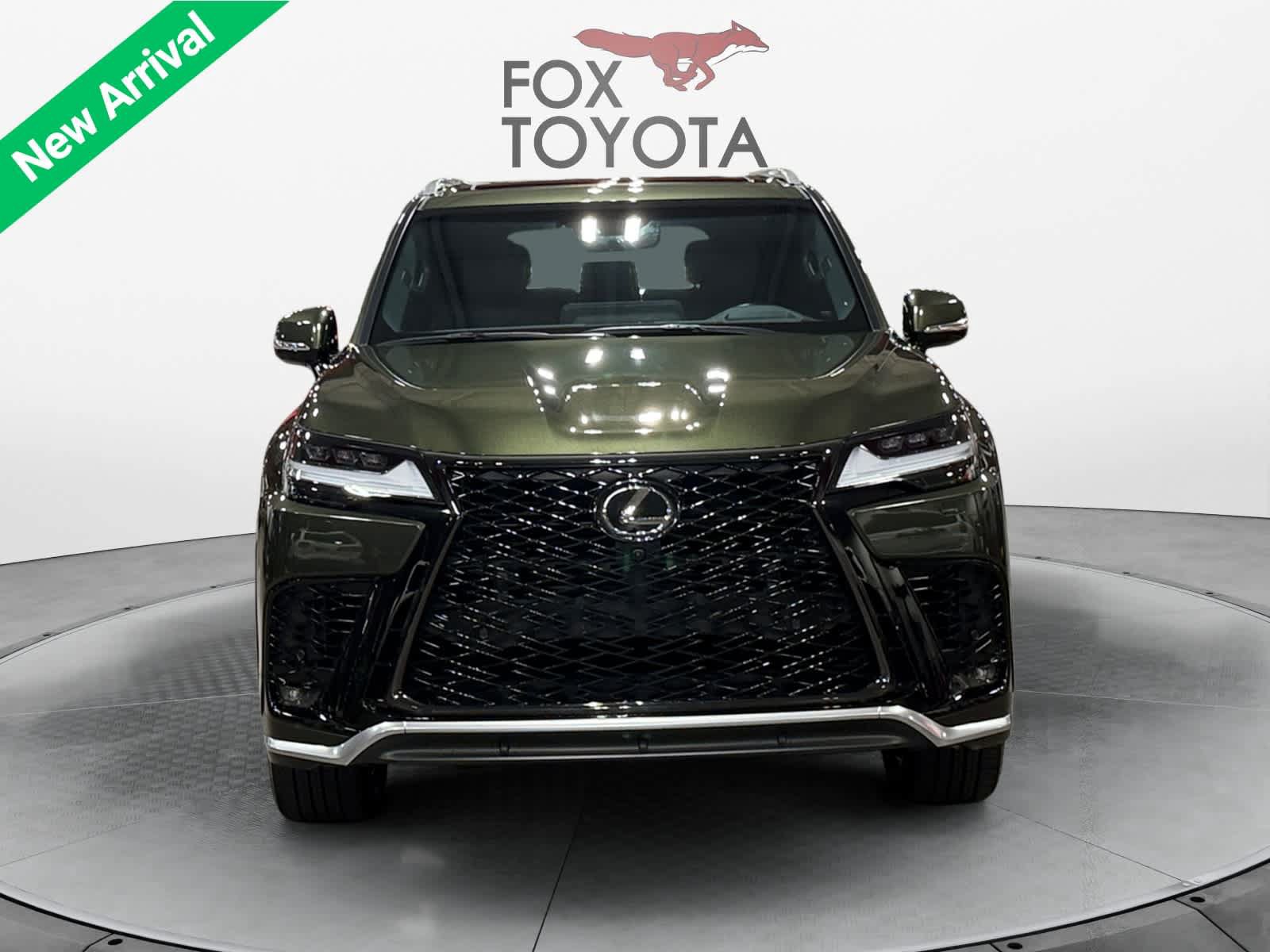 Used 2023 Lexus LX 600 F Sport w/ Accessory Package (Z1) AWD/4WD image 9
