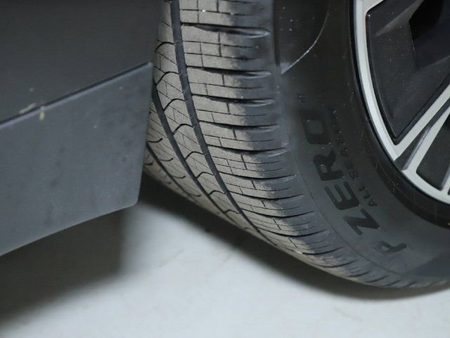 Certified 2025 BMW X3 xDrive30i w/ Premium Package image 38