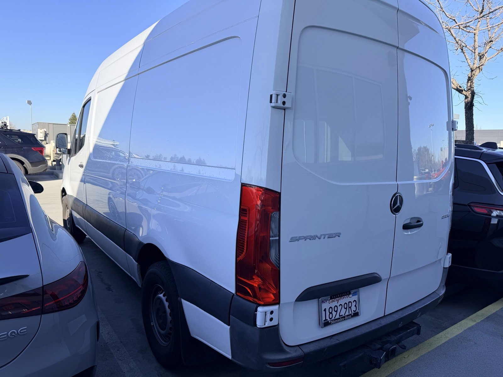 Used 2023 Mercedes-Benz Sprinter 144 Cargo image 4