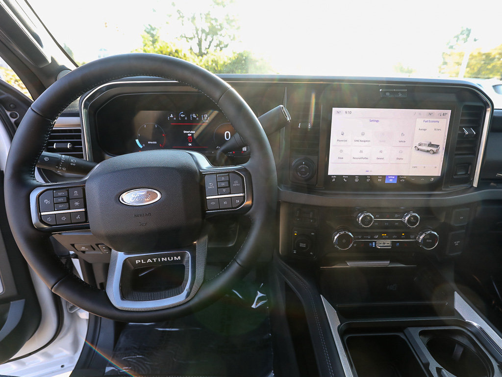 Certified 2025 Ford F250 Platinum AWD/4WD image 13