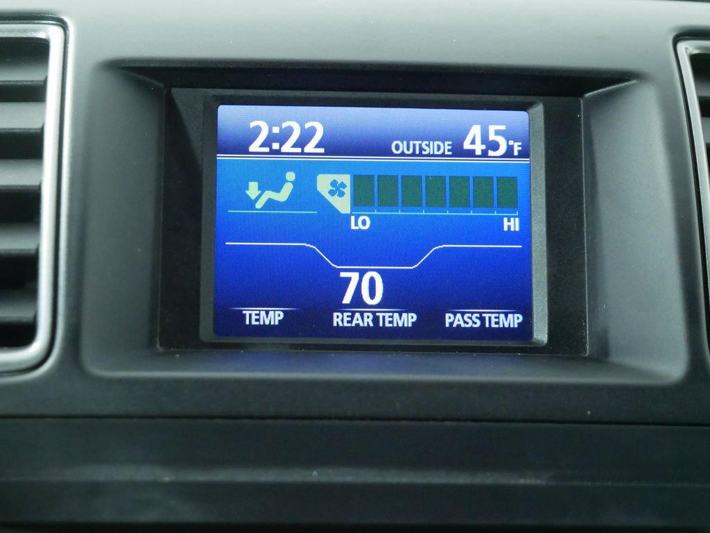 Used 2012 Toyota Highlander Limited w/ Tow Pkg image 28