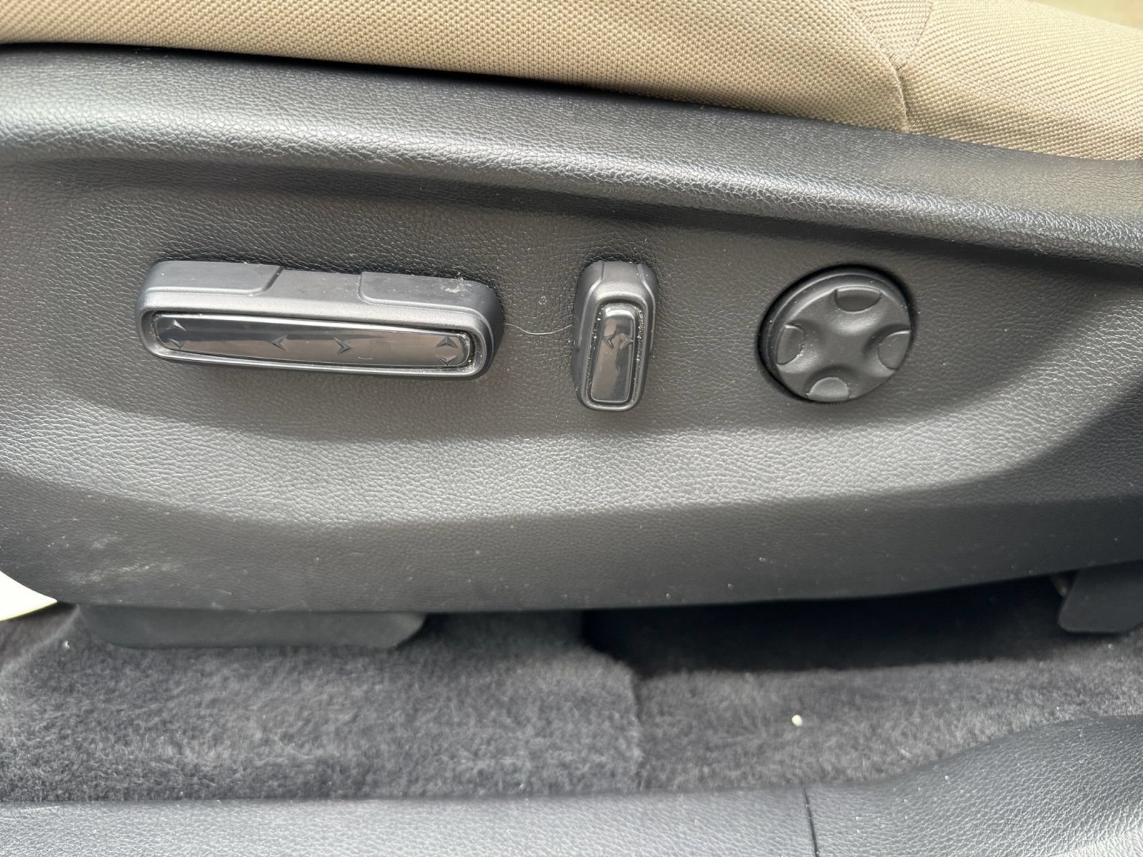Used 2020 Honda CR-V EX image 17