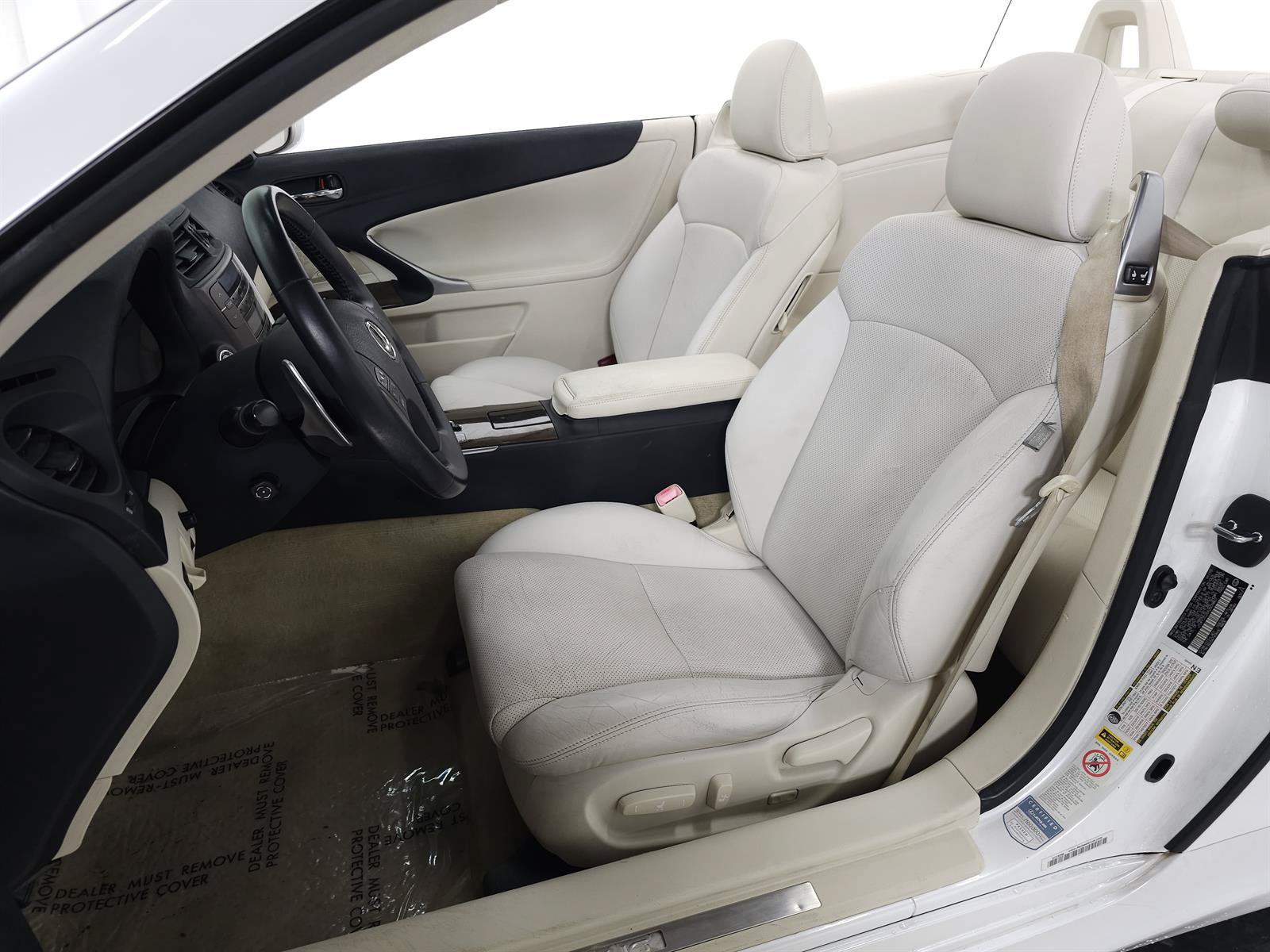 Used 2010 Lexus IS 250C w/ Luxury Pkg RWD image 14