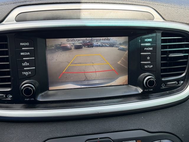 Used 2020 Kia Sorento LX FWD image 26