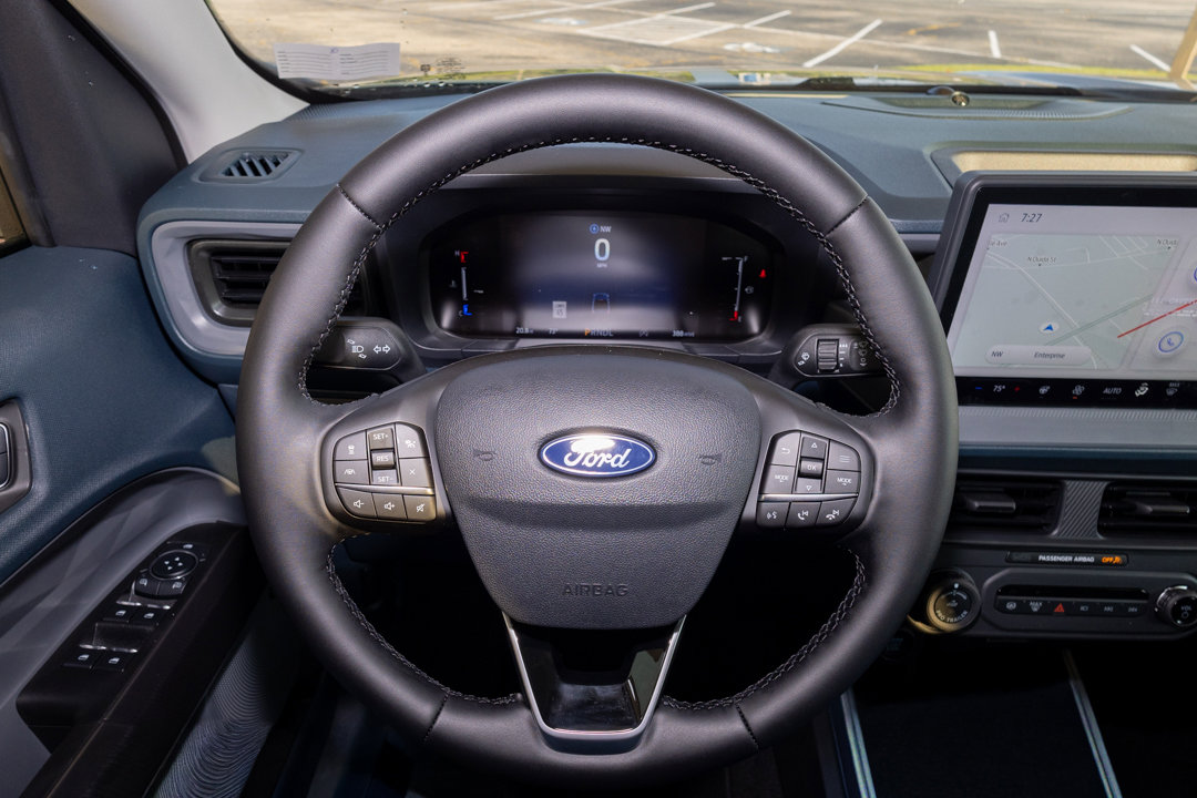New 2025 Ford Maverick Lariat w/ Black Appearance Package AWD/4WD image 12