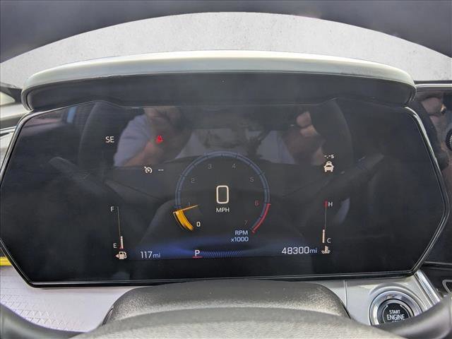 Used 2025 Chevrolet Trax LT FWD image 11
