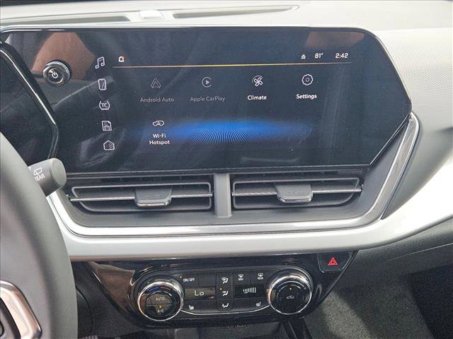 New 2026 Chevrolet Trax LT w/ Driver Confidence Package image 12