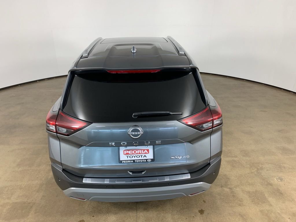 Used 2023 Nissan Rogue SV w/ SV Premium B Package image 11