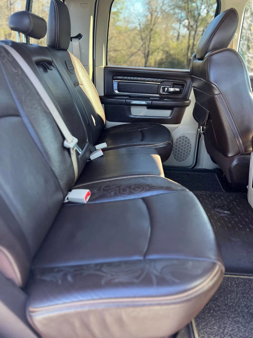 Used 2018 RAM 2500 Longhorn image 22