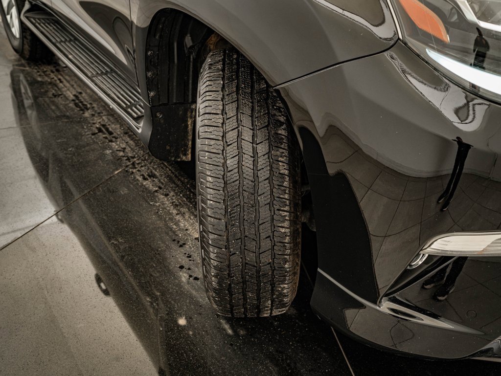 Used 2023 Lexus GX 460 Premium w/ Premium Package image 44