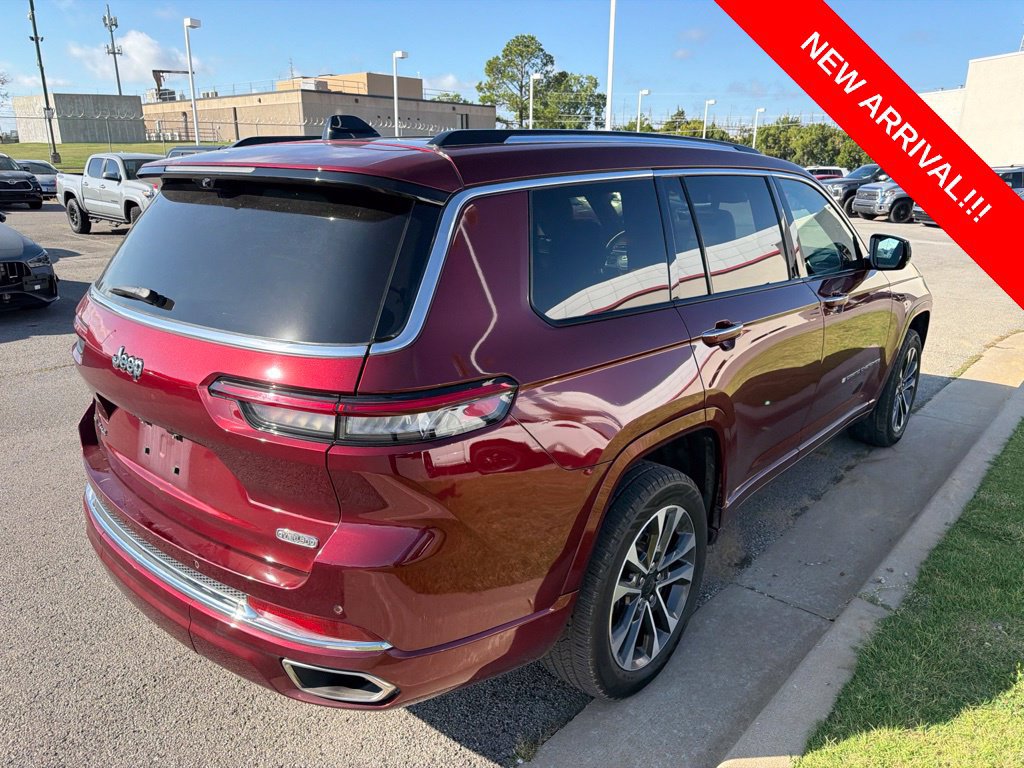Used 2023 Jeep Grand Cherokee L Overland w/ Advanced Protech Group III AWD/4WD image 4