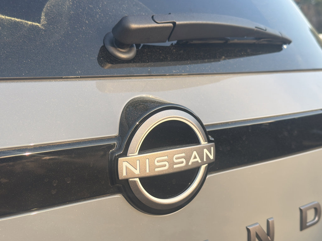 New 2026 Nissan Pathfinder Platinum image 13