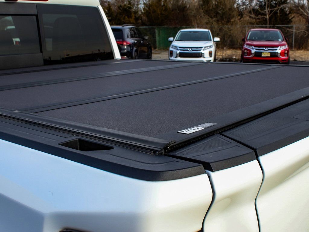 Used 2024 GMC Sierra 1500 AT4 w/ Technology Package image 42