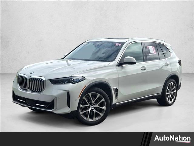 Used 2024 BMW X5 xDrive40i w/ Premium Package image 1
