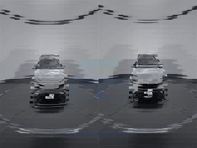 Certified 2025 Toyota Camry SE image 3