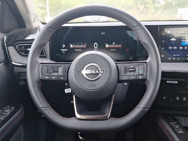 New 2026 Nissan Kicks SR w/ SR Premium Package FWD image 14