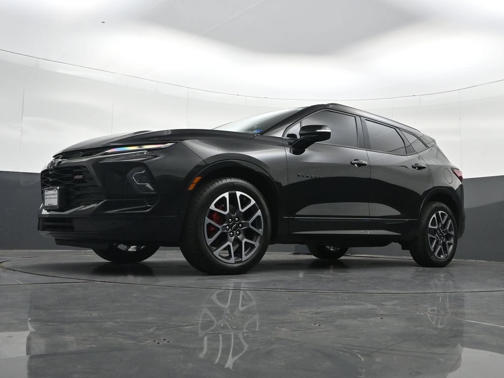 Certified 2023 Chevrolet Blazer RS w/ Driver Confidence II Package AWD/4WD image 30