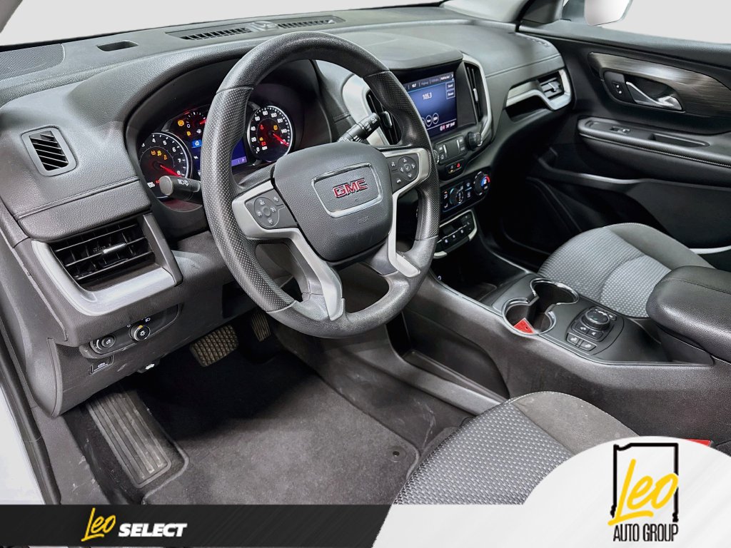 Used 2022 GMC Terrain SLE w/ GMC Pro Grade Package AWD/4WD image 11