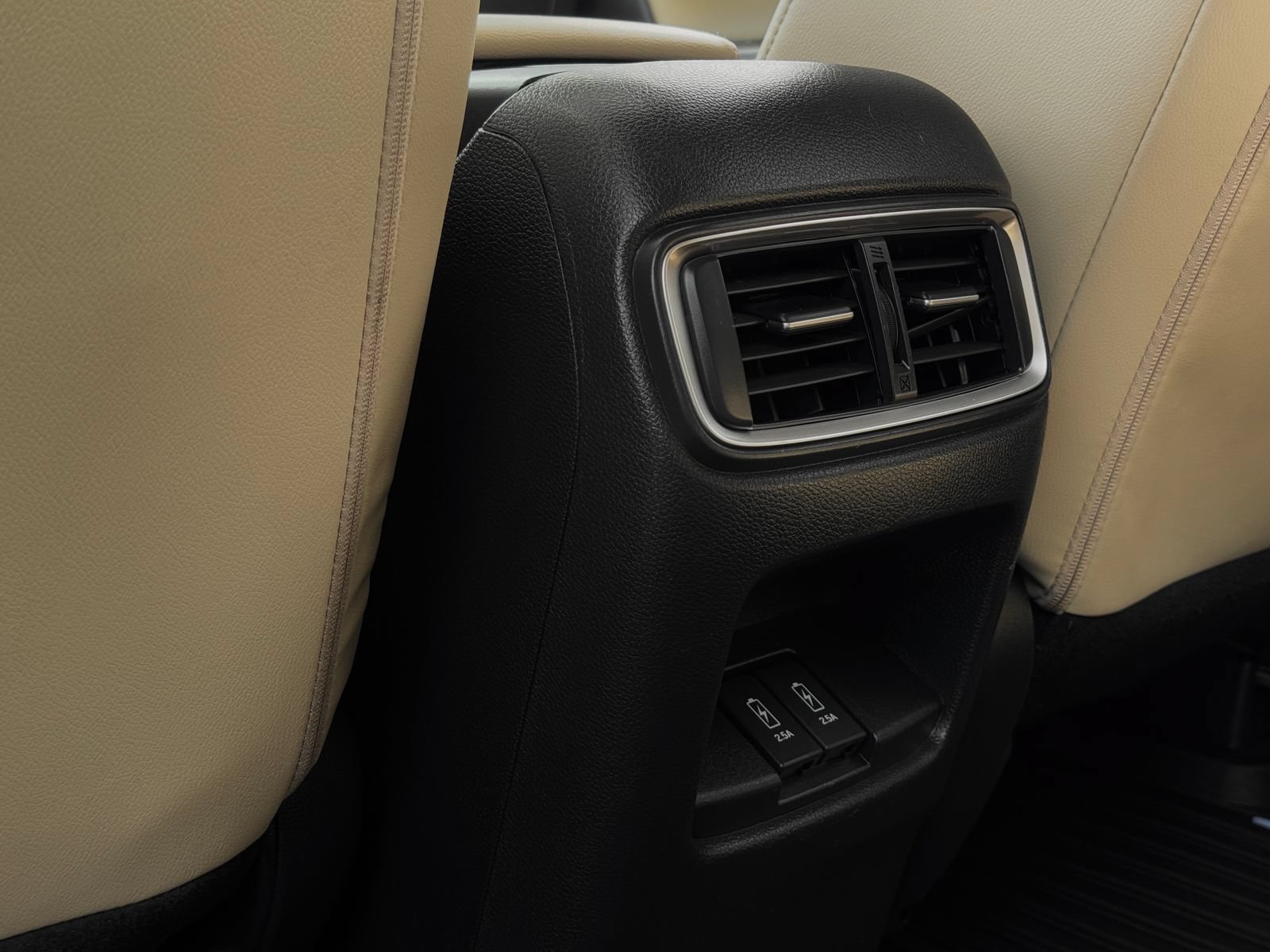 Used 2017 Honda CR-V Touring image 37