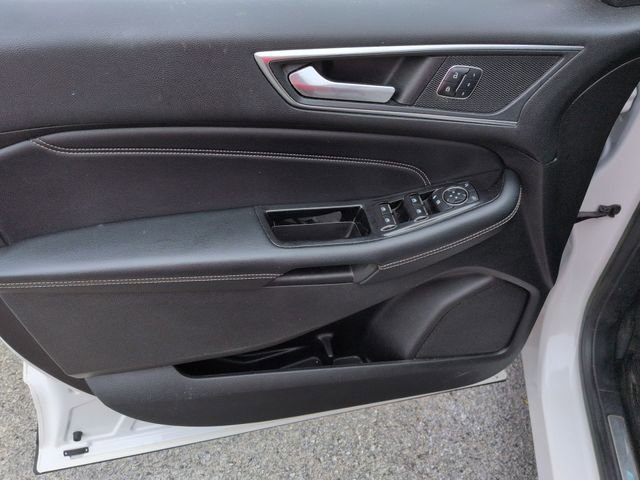 Used 2017 Ford Edge Titanium w/ Equipment Group 301A image 12