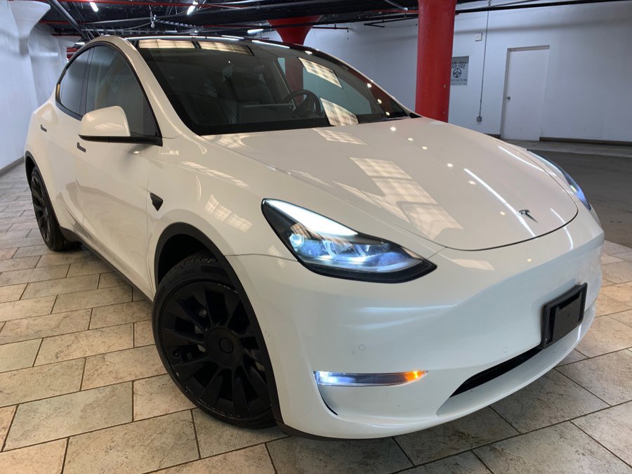 Used 2021 Tesla Model Y Long Range image 2