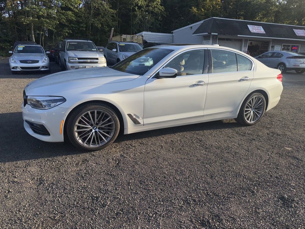 Used 2017 BMW 540i xDrive image 23