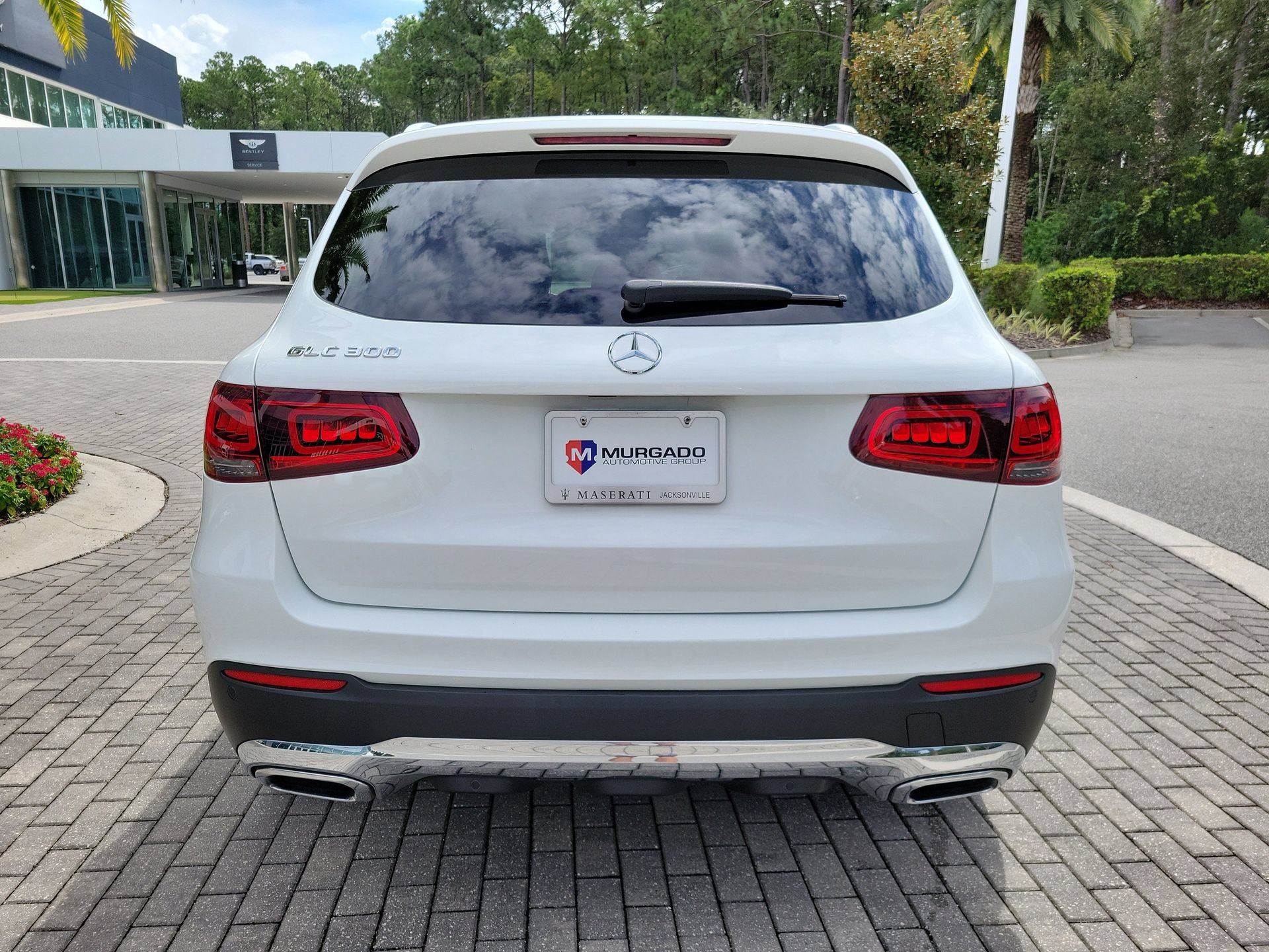 Used 2021 Mercedes-Benz GLC 300 w/ Premium Package image 10