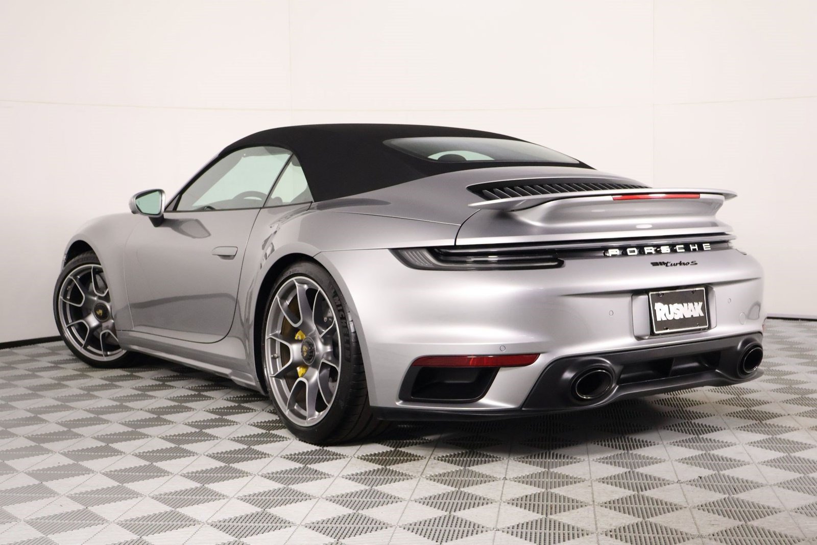Certified 2021 Porsche 911 Turbo S AWD/4WD image 3