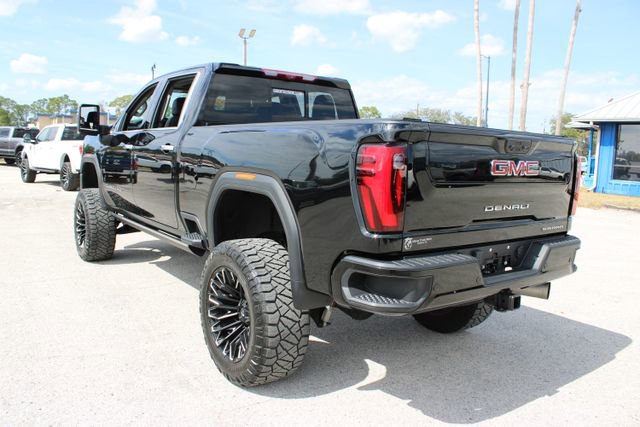Used 2024 GMC Sierra 2500 Denali w/ Denali Reserve Package image 8