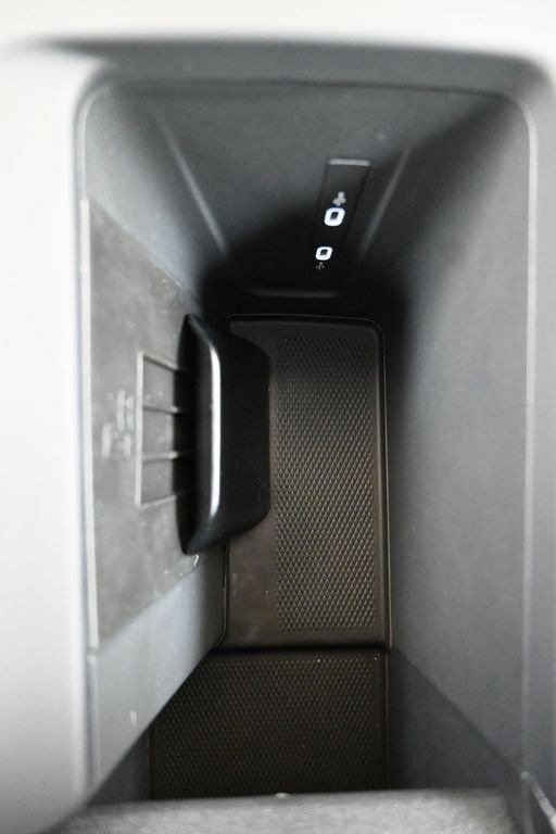 New 2026 Volkswagen Tiguan SE image 33