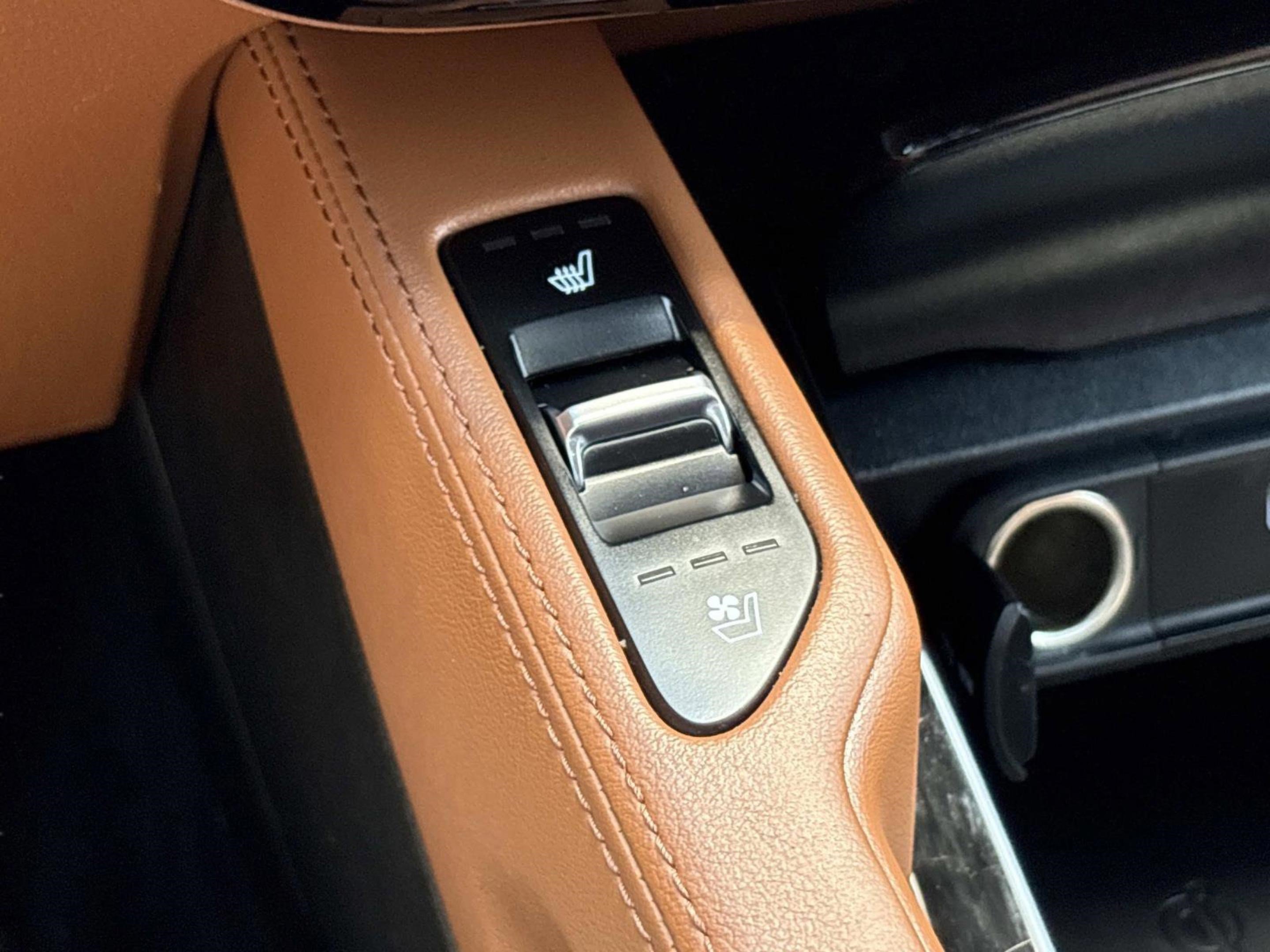 Used 2023 Kia Telluride EX X-Line AWD/4WD image 31