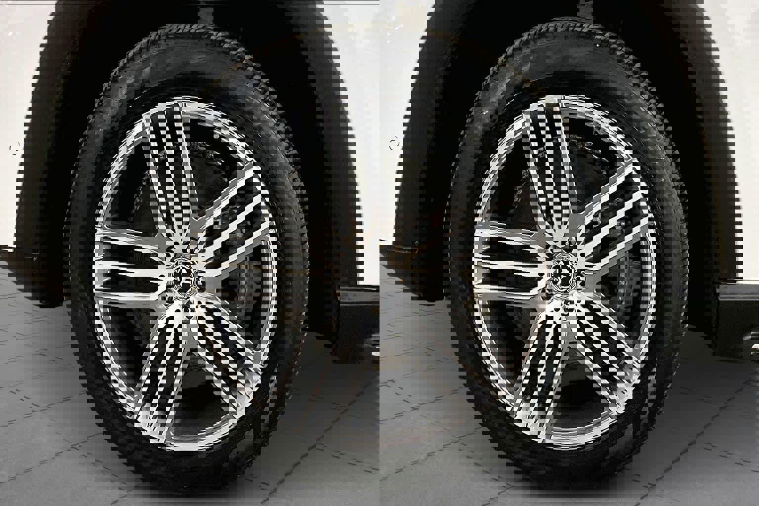 Used 2023 Mercedes-Benz GLS 450 GLS 450 image 9