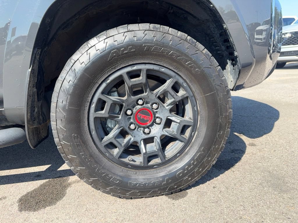 Used 2024 Toyota 4Runner SR5 Premium w/ Moonroof Package AWD/4WD image 33
