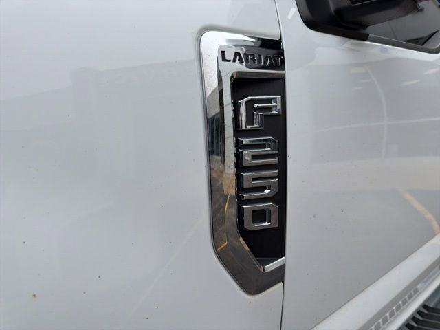 Used 2019 Ford F250 Lariat w/ Lariat Ultimate Package image 31