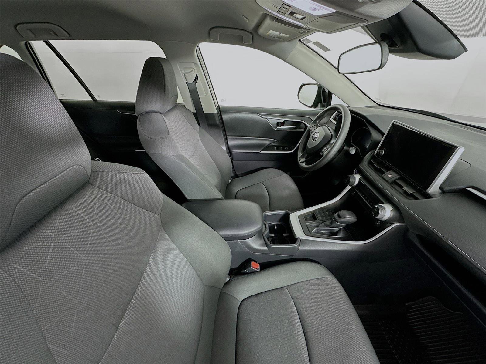 Certified 2025 Toyota RAV4 XLE image 25