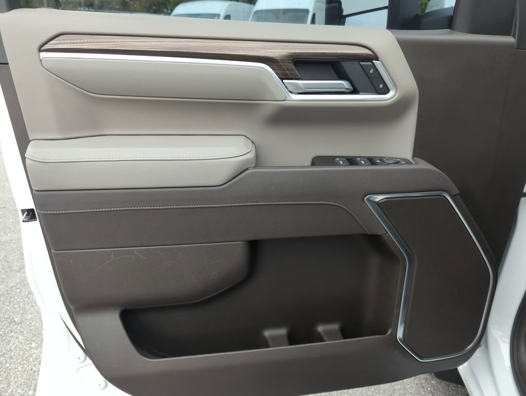 Used 2025 Chevrolet Silverado 1500 RST w/ Max Trailering Package image 18