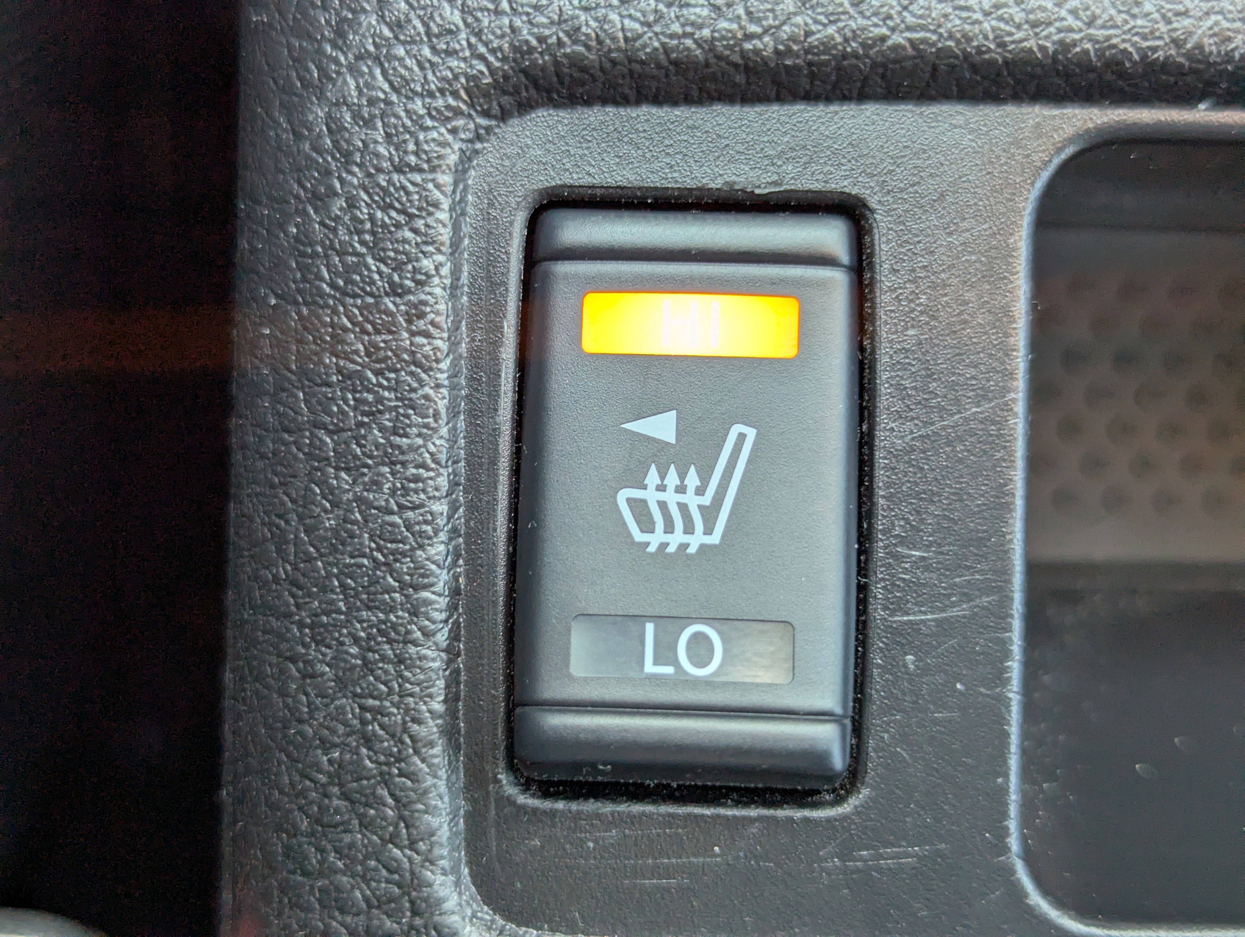 Used 2022 Nissan Rogue Sport SL w/ Premium Package image 24