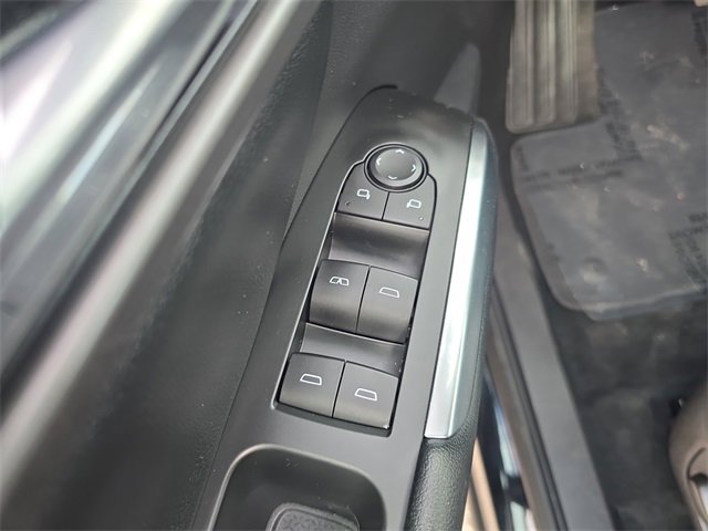 Used 2024 Chevrolet Traverse LT image 15