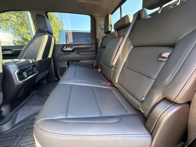 Used 2026 GMC Sierra 2500 SLT AWD/4WD image 9