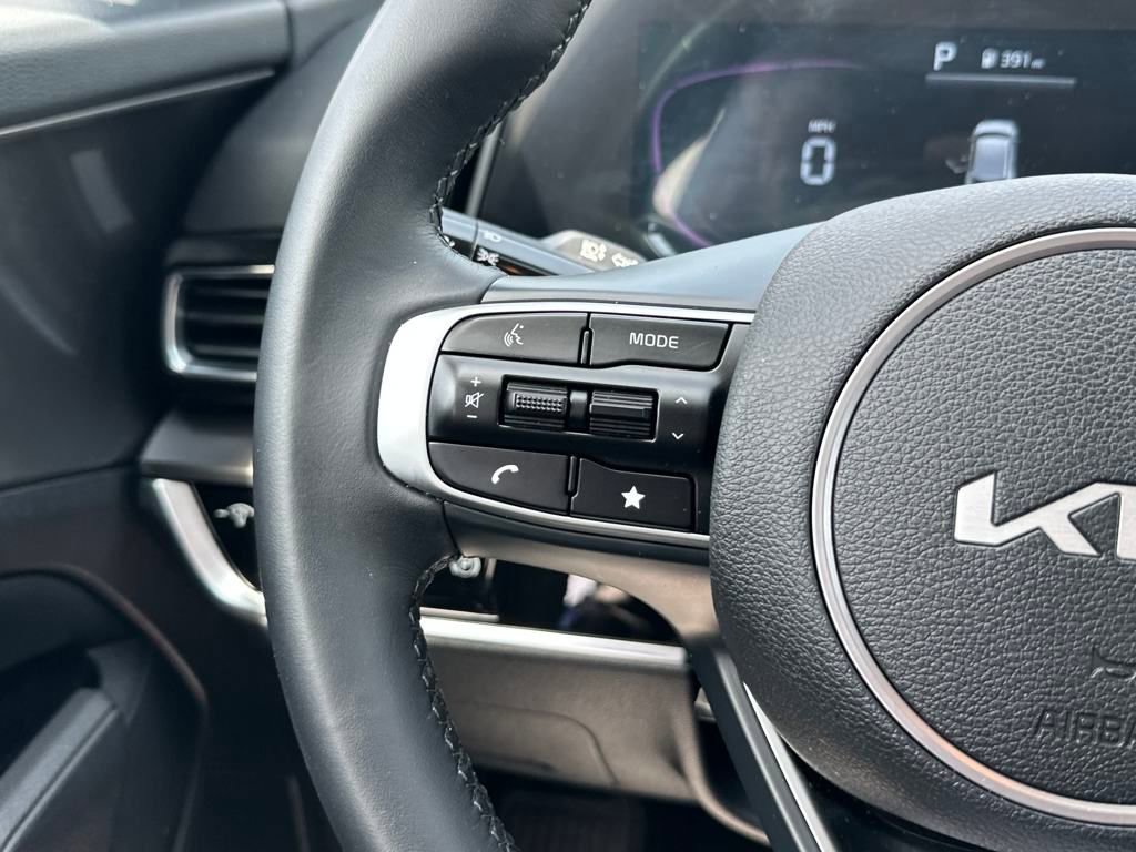 Used 2024 Kia Sportage EX image 15