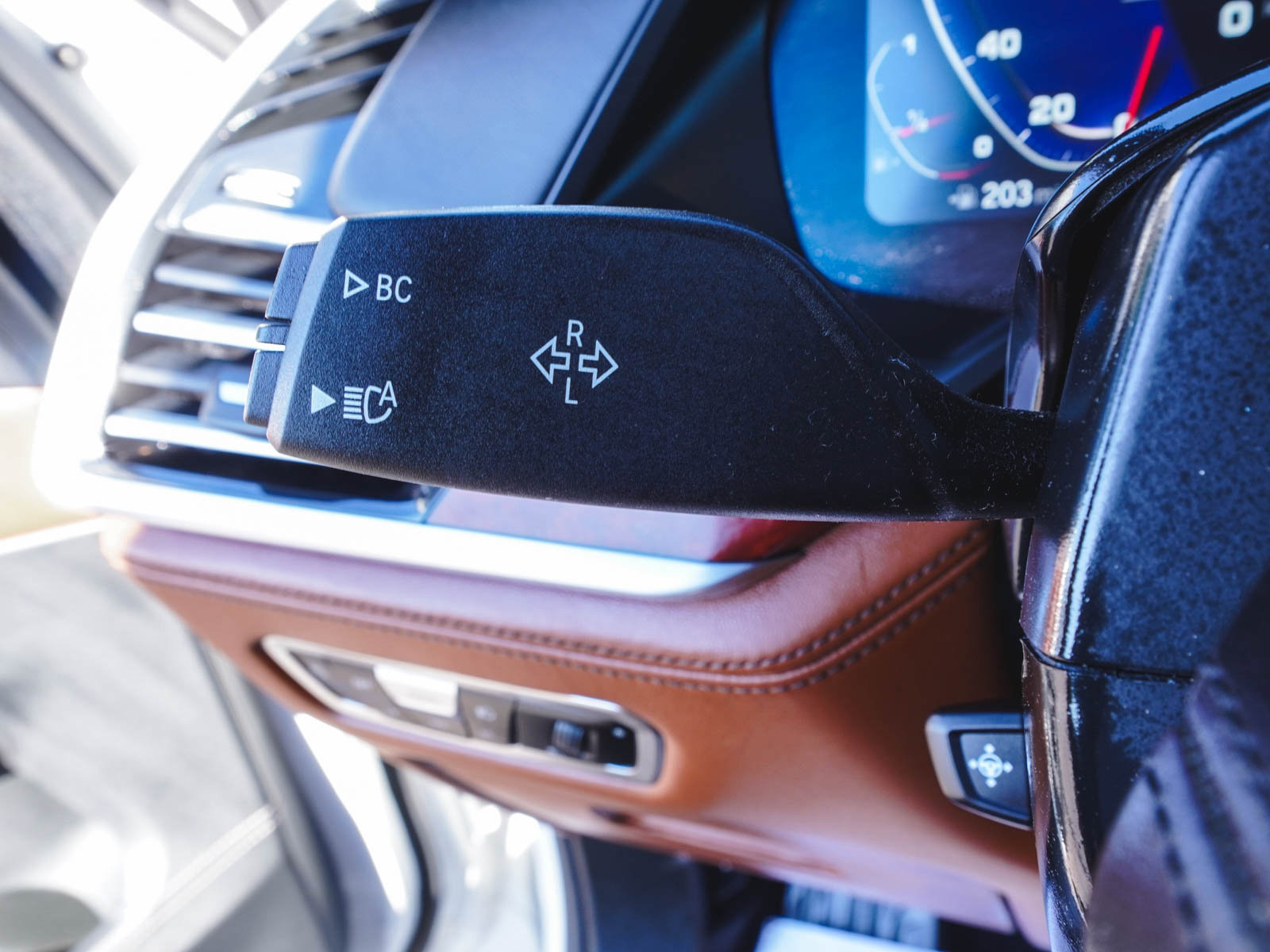 Used 2022 BMW ALPINA XB7 image 25