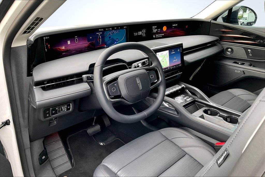 New 2026 Lincoln Nautilus Reserve w/ Jet Appearance Package AWD/4WD image 7