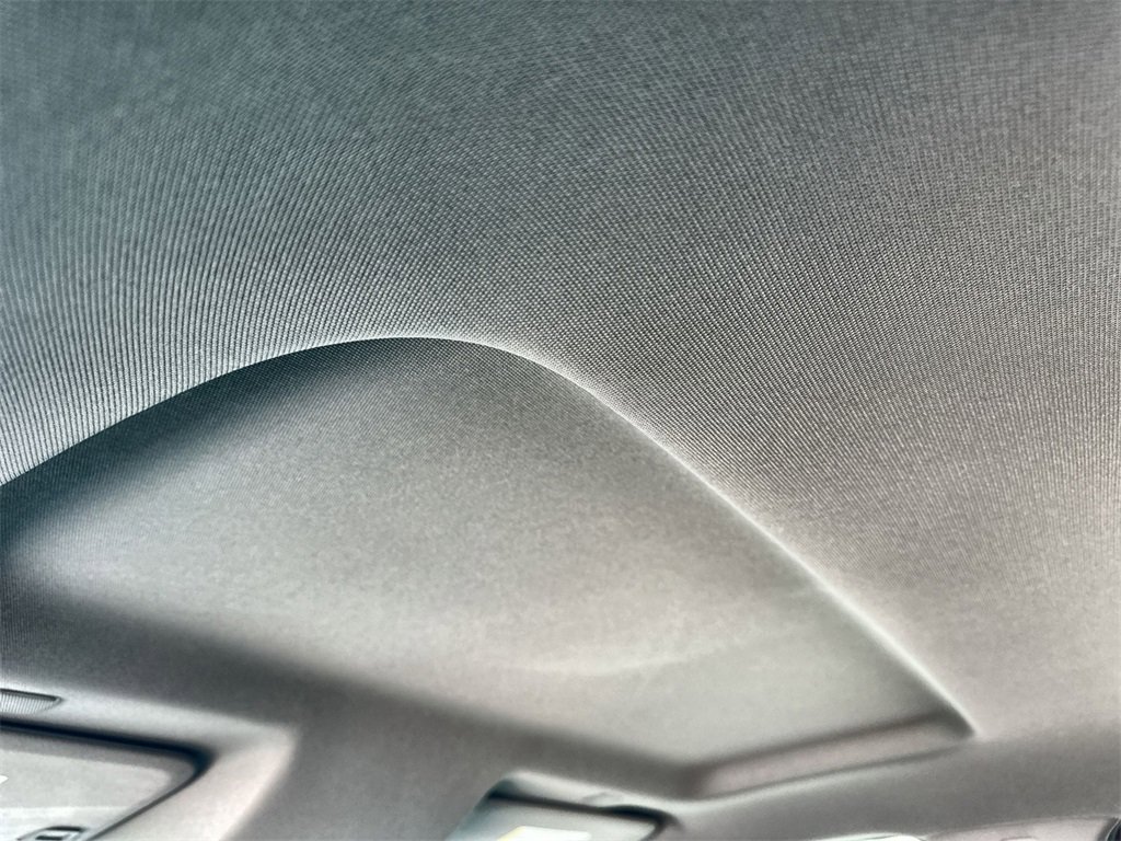 New 2026 GMC Sierra 1500 SLT image 19