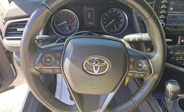 Used 2023 Toyota Camry SE FWD image 11